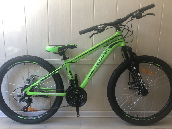 Велосипед 24" AVENGER A242D, зеленый/черный