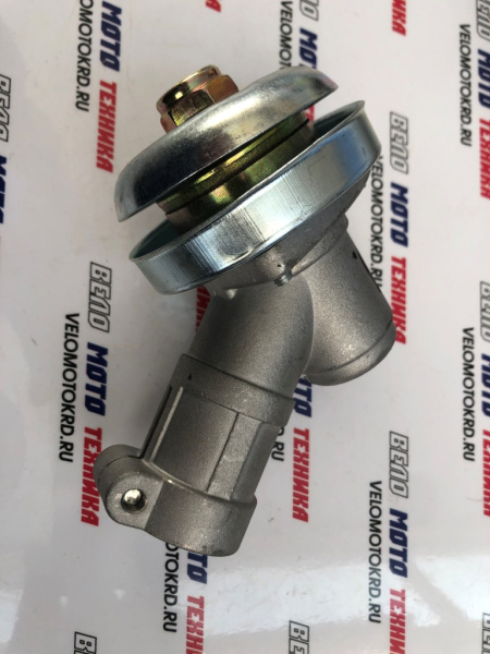 Редуктор  нижний 9 зубов 26мм ST