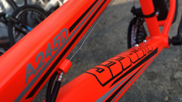 Велосипед 24" AVENGER A245D оранжевый/черный, 13"